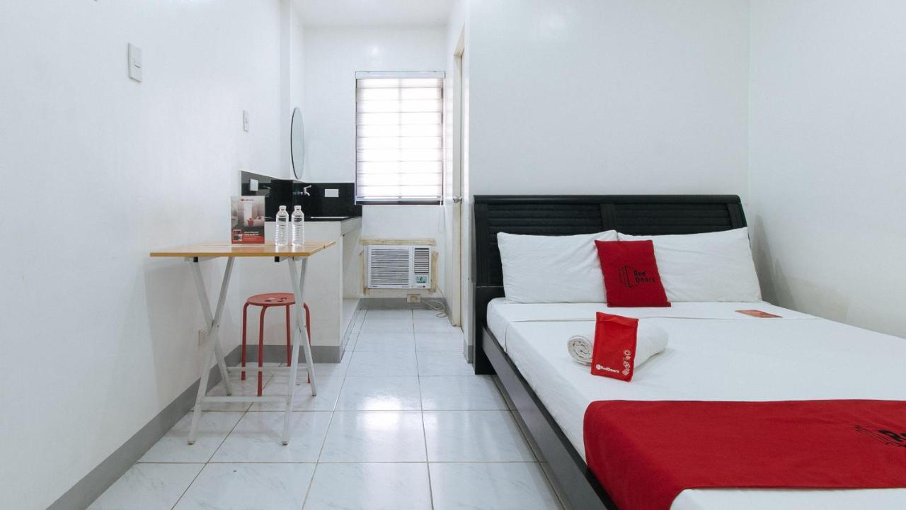 Reddoorz Near Sm Bicutan Hotel Paranaque City Exterior foto