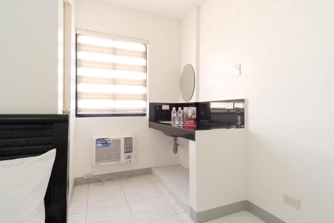 Reddoorz Near Sm Bicutan Hotel Paranaque City Exterior foto